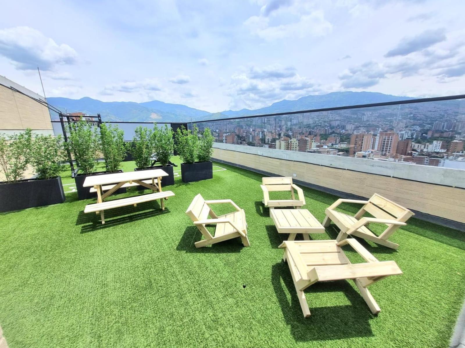 Loft 43 Aparthotel Medellin Exterior photo